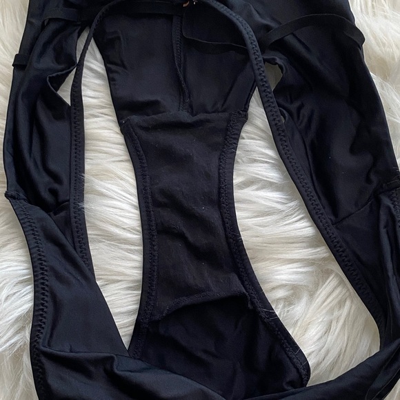 Savage X Fenty black sexy cheeky panty - Picture 5 of 5